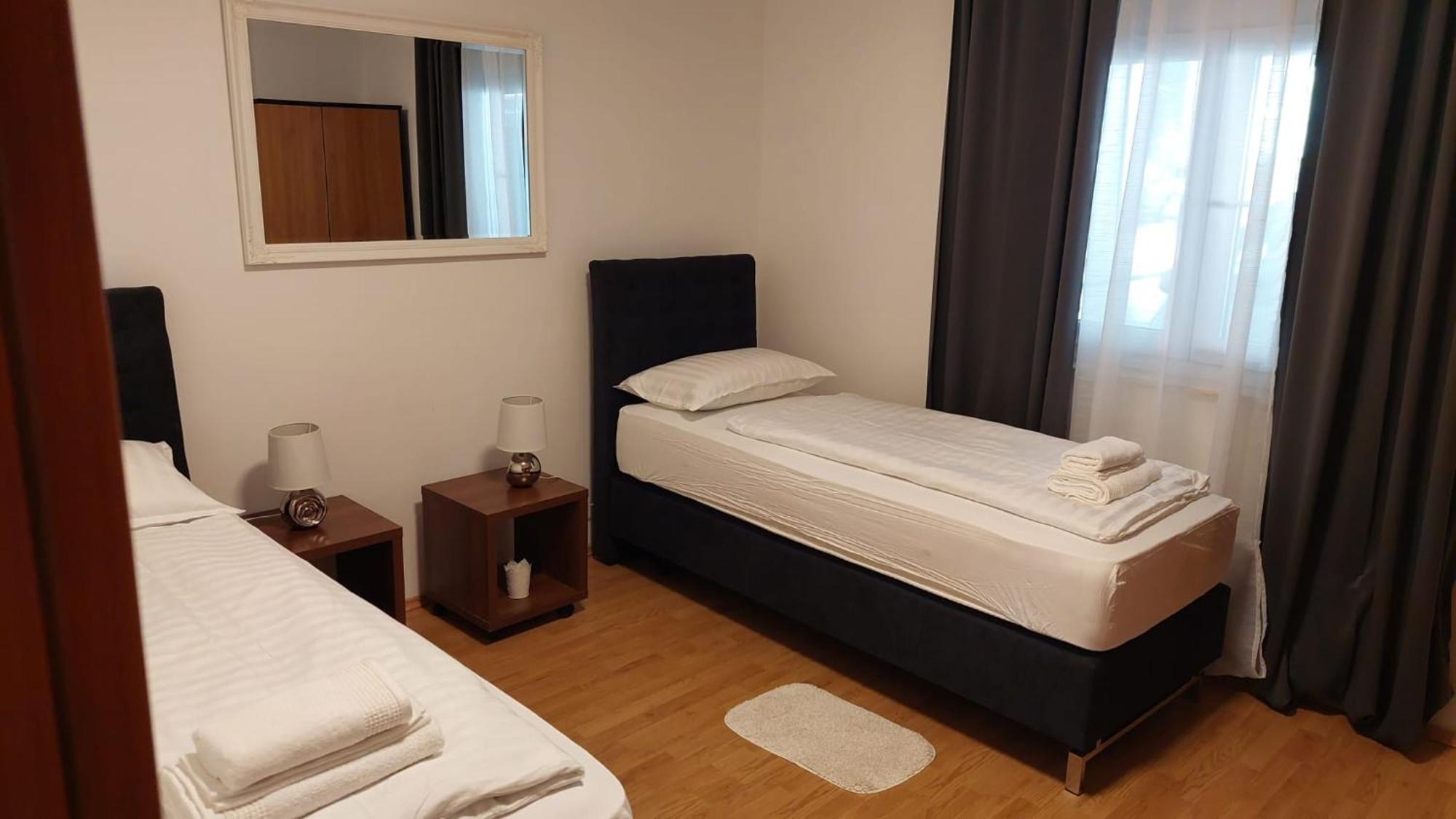 Holiday Retreat Apartment - Zadar Bagian luar foto