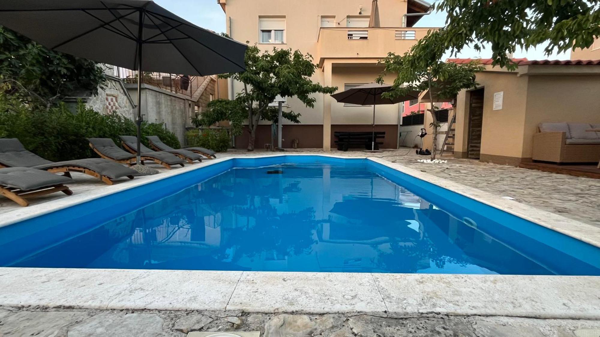 Holiday Retreat Apartment - Zadar Bagian luar foto