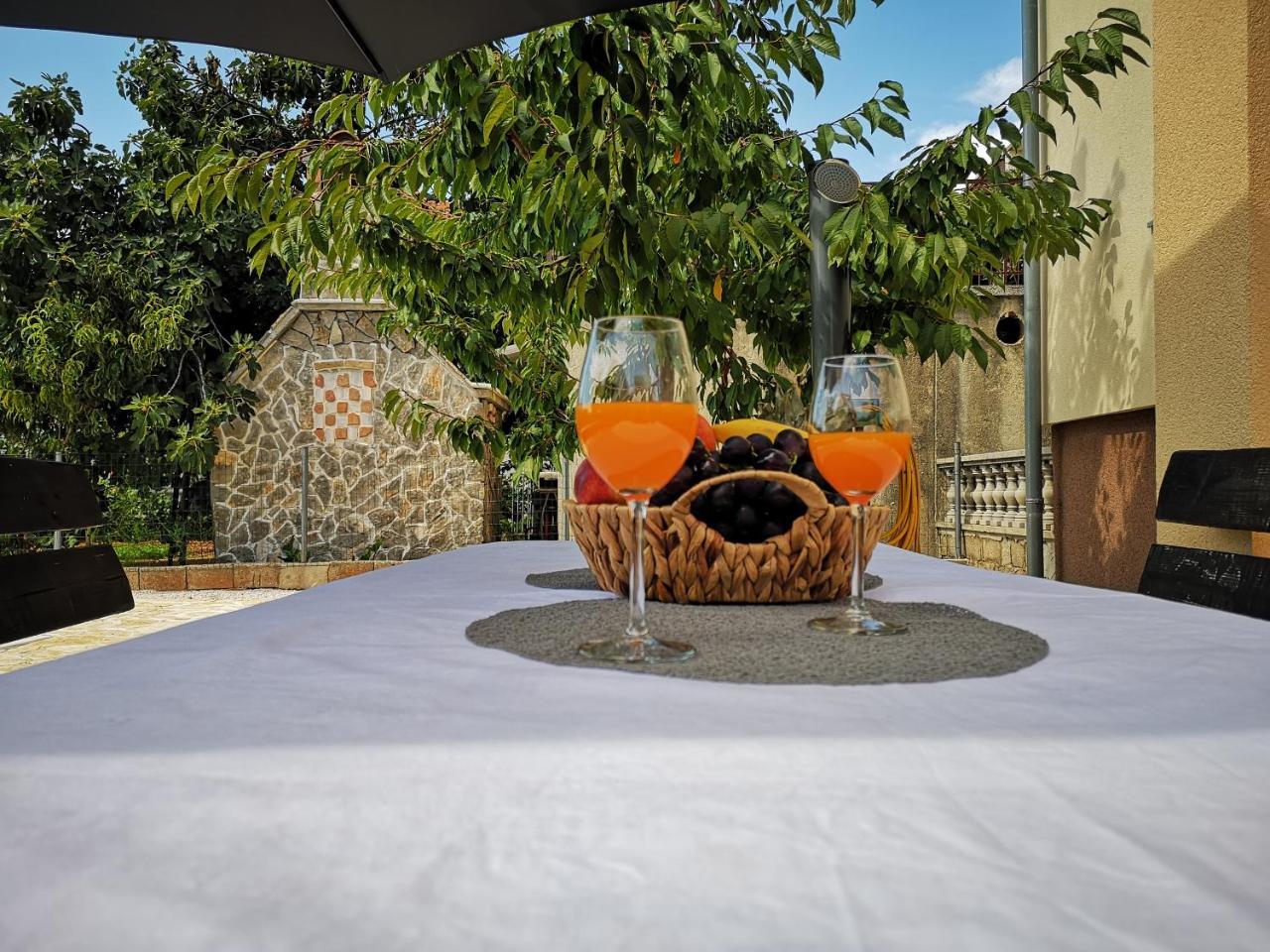Holiday Retreat Apartment - Zadar Bagian luar foto